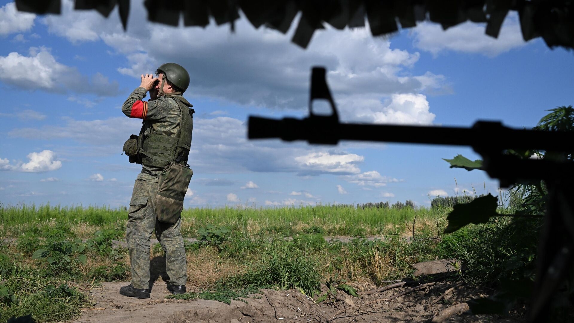 Рогов: силы РФ продвинулись до 1 км в районе Работина, заняв опорный пункт ВСУ