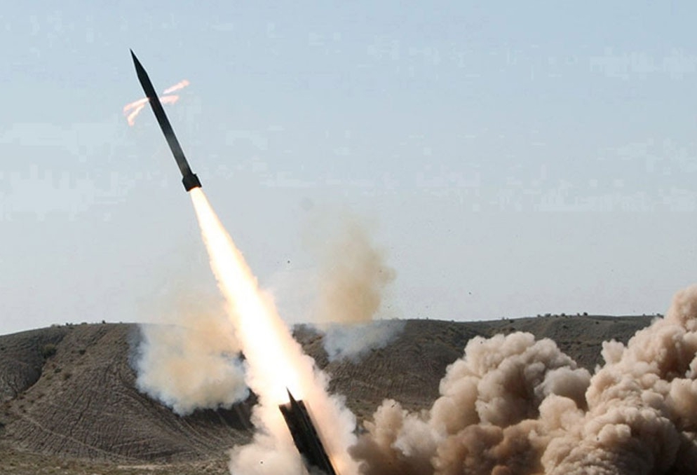 Туристы нашли в пустыне Израиля обломок ракеты Ирана