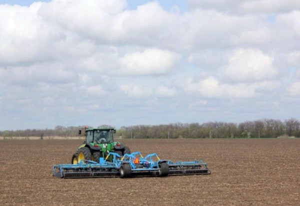 Минсельхоз Ставрополья: аграрии обеспечены топливом для весенне-полевых работ